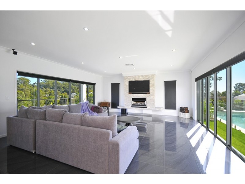 2 Barden Ridge Road, Reedy Creek QLD 4227