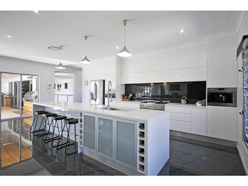2 Barden Ridge Road, Reedy Creek QLD 4227
