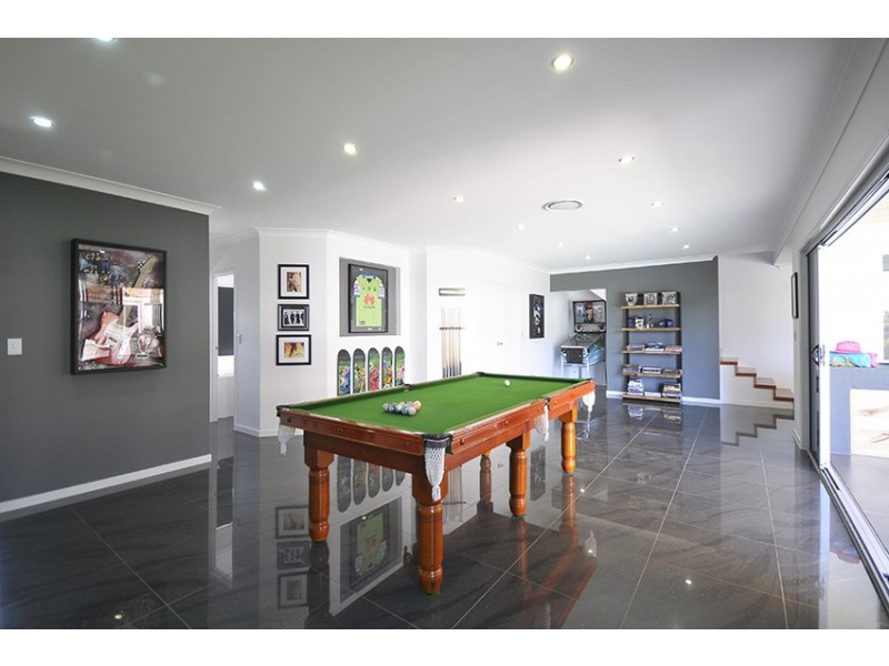 2 Barden Ridge Road, Reedy Creek QLD 4227