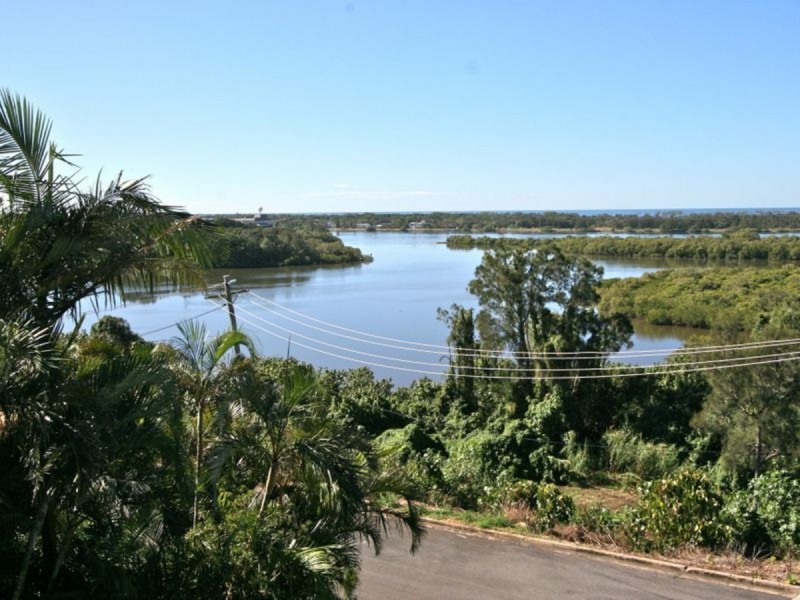 7 Fairway Drive, Banora Point NSW 2486