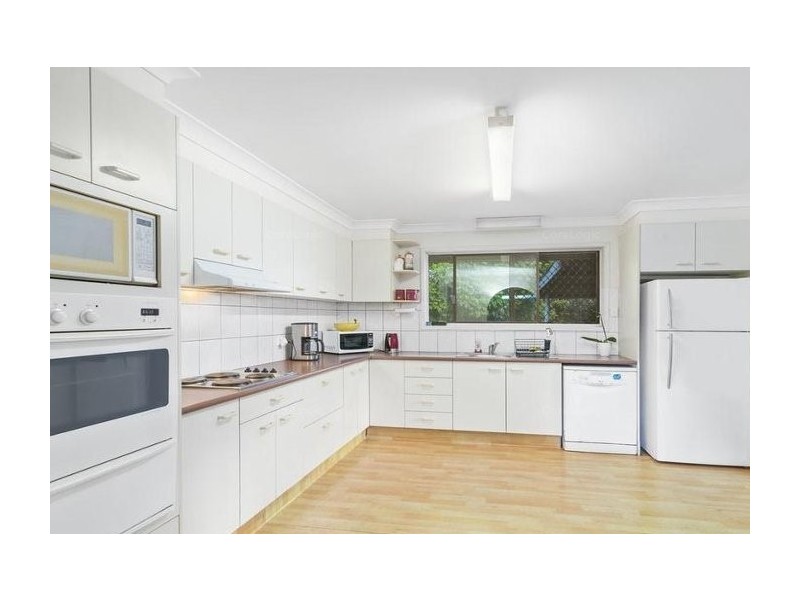 44 Fifth Avenue, Palm Beach QLD 4221