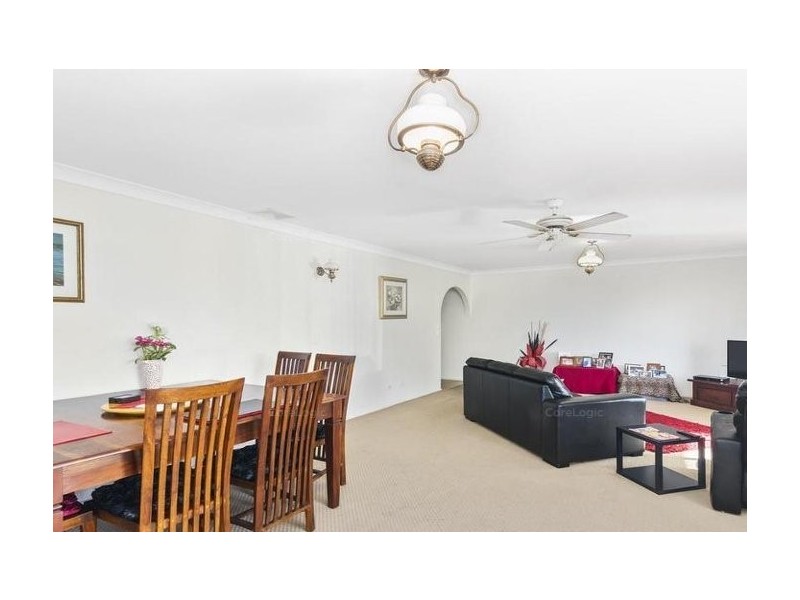 44 Fifth Avenue, Palm Beach QLD 4221