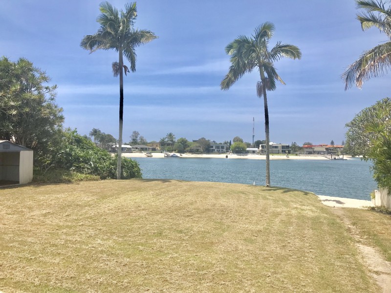 88 Mallawa Drive, Palm Beach QLD 4221