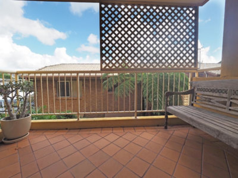 4/7 Twenty Seventh Avenue, Palm Beach QLD 4221
