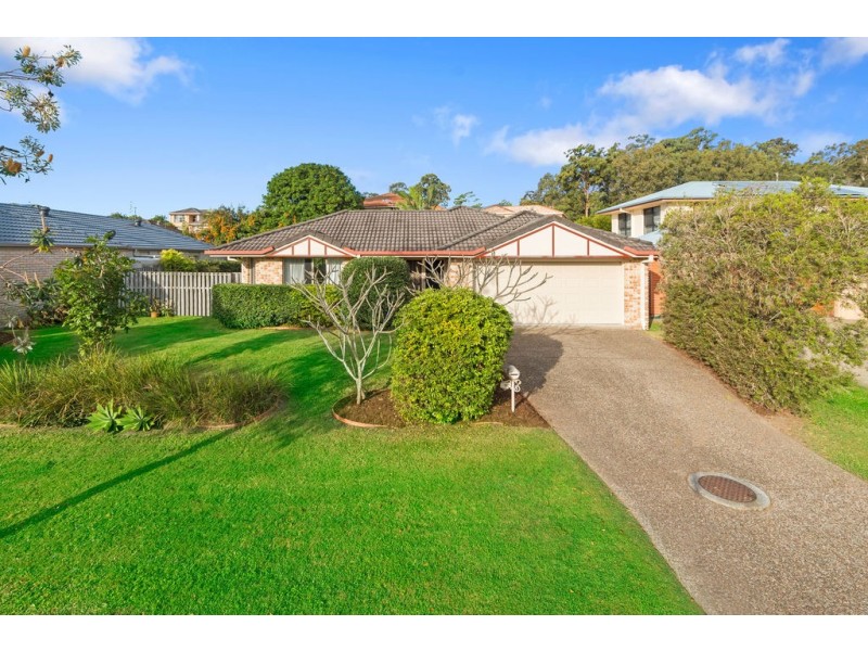 42 Tussock Crescent, Elanora QLD 4221