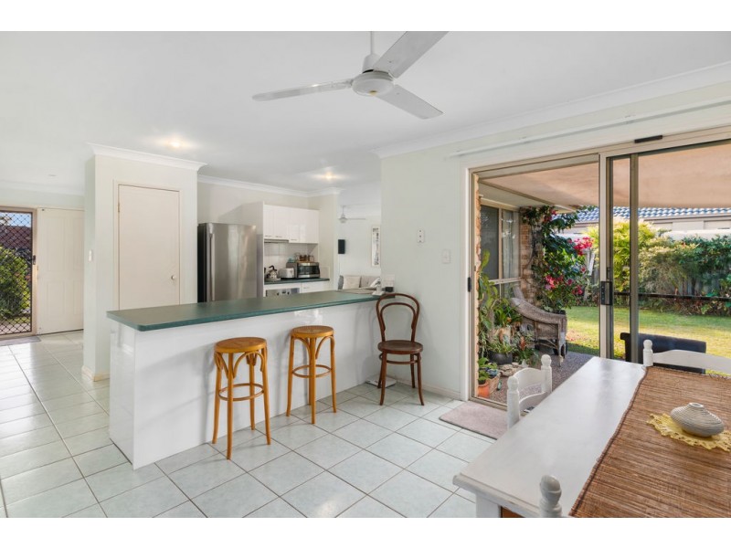 42 Tussock Crescent, Elanora QLD 4221