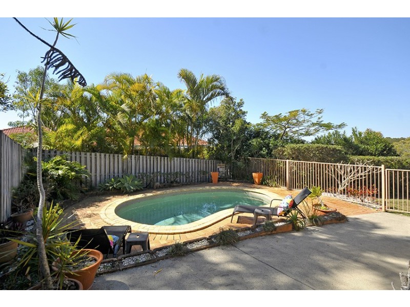 8 Tyrone Terrace, Banora Point NSW 2486