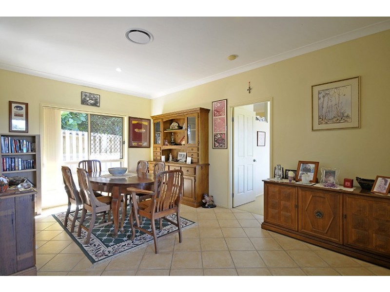 8 Tyrone Terrace, Banora Point NSW 2486