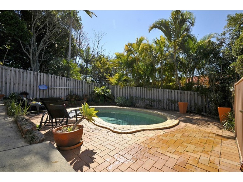 8 Tyrone Terrace, Banora Point NSW 2486