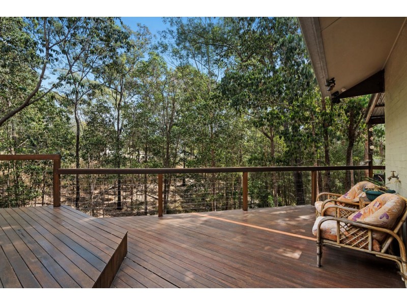 63 Simpsons Road, Elanora QLD 4221