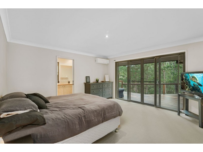 63 Simpsons Road, Elanora QLD 4221