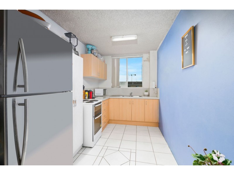 11/987 Gold Coast Highway, Palm Beach QLD 4221