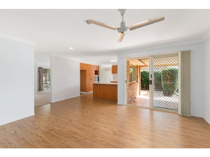 18 Daryl Drive, Varsity Lakes QLD 4227