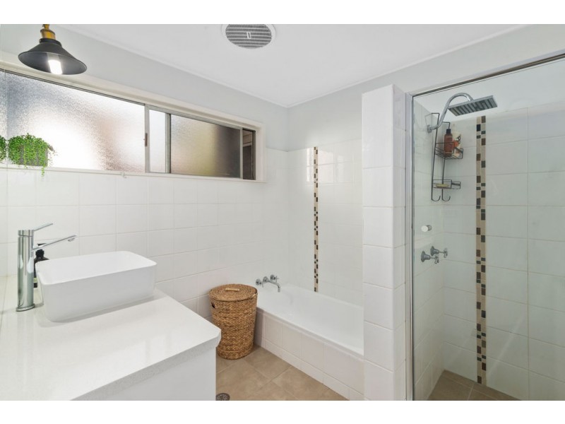 11 Blamey Drive, Tugun QLD 4224