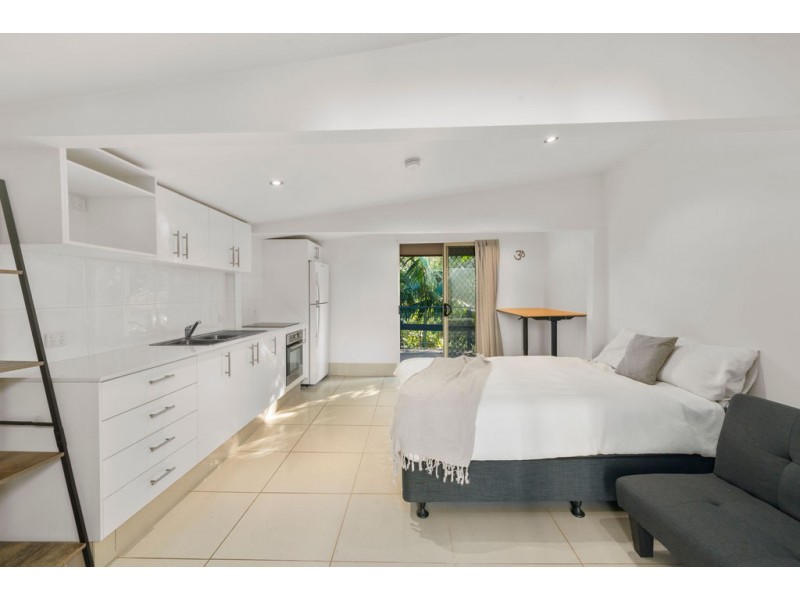 11 Blamey Drive, Tugun QLD 4224