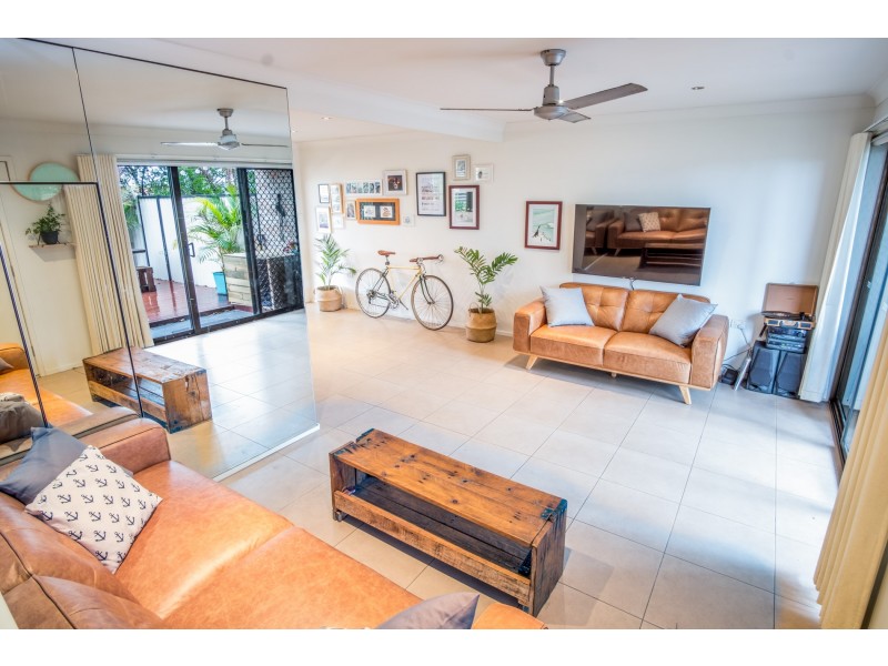 12/83-89 Highfield Drive, Merrimac QLD 4226