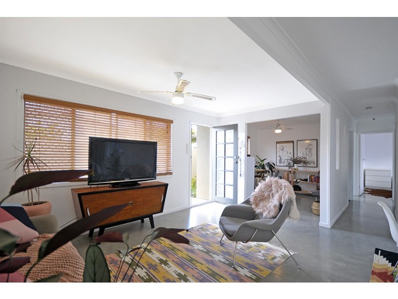 2/156 Johnston Street, Southport QLD 4215