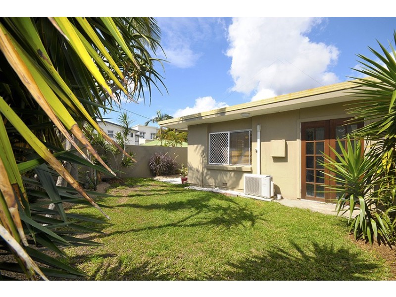 2/156 Johnston Street, Southport QLD 4215