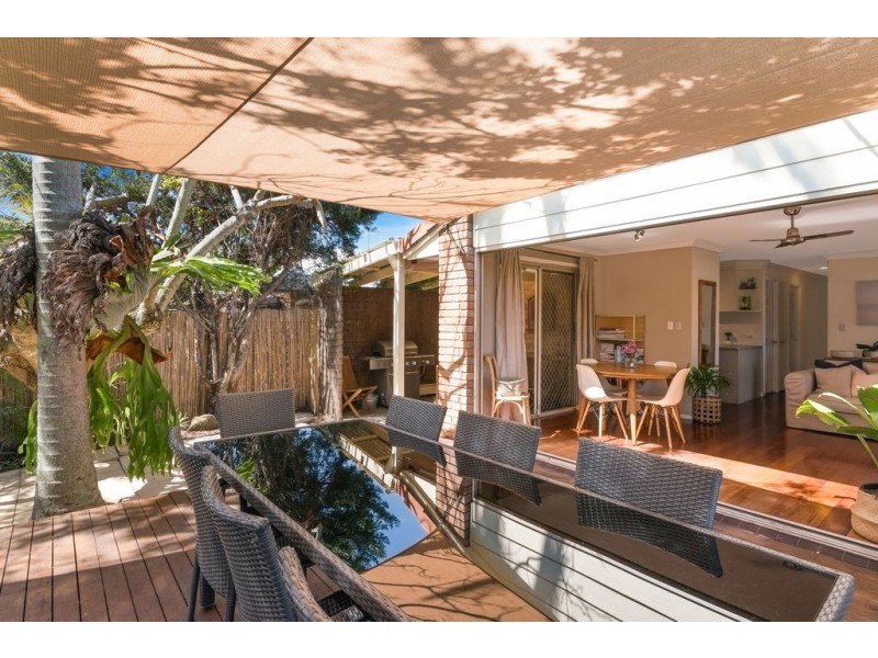 1/15 Townson Avenue, Palm Beach QLD 4221