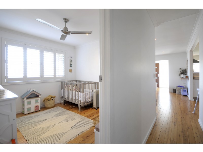 21 Vista Street, Elanora QLD 4221