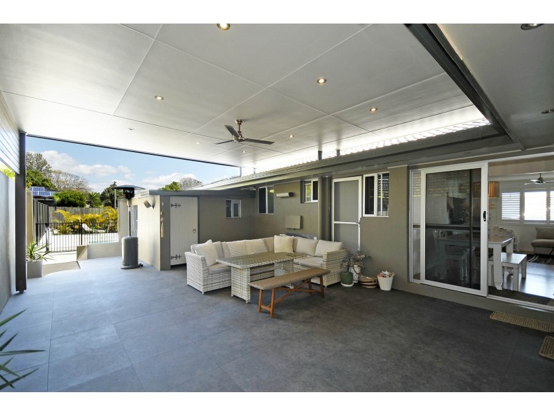 21 Vista Street, Elanora QLD 4221