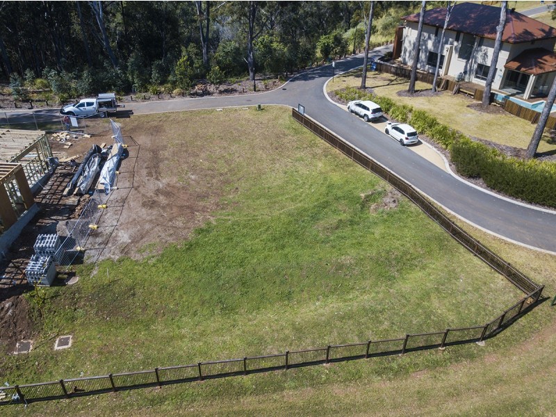 2 Elsbury Lane, Reedy Creek QLD 4227