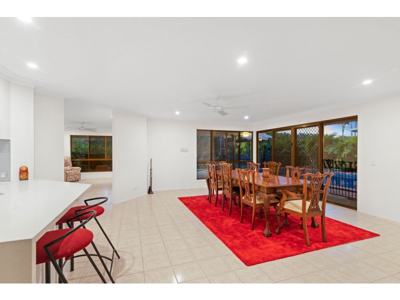 13 Kentia Court, Elanora QLD 4221