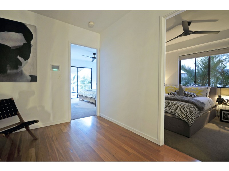 2/17 Bali Avenue, Palm Beach QLD 4221