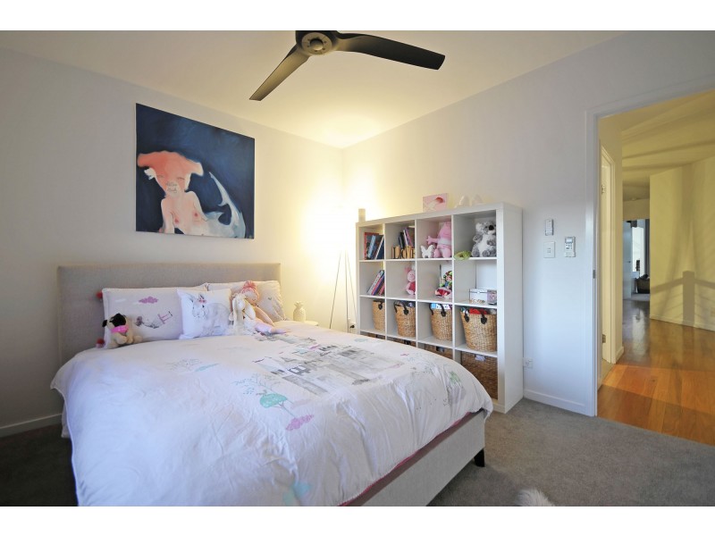 2/17 Bali Avenue, Palm Beach QLD 4221