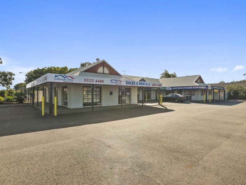 2 Saffron Street, Elanora QLD 4221