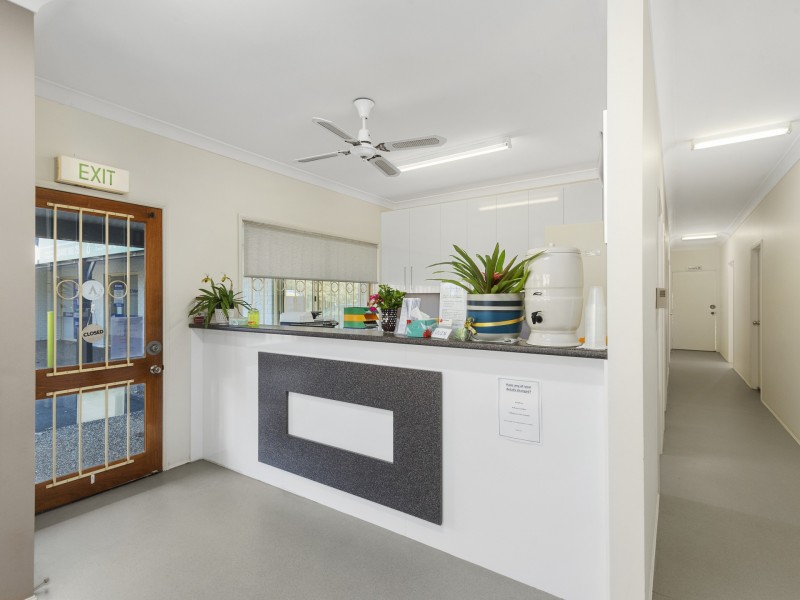 2 Saffron Street, Elanora QLD 4221