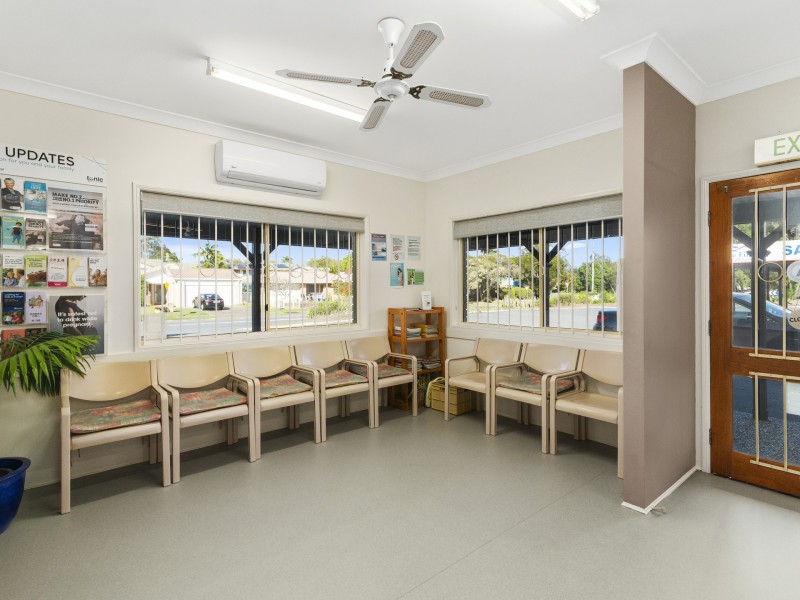 2 Saffron Street, Elanora QLD 4221