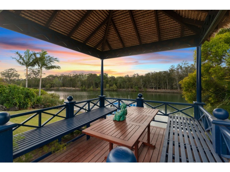 13 Kentia Court, Elanora QLD 4221