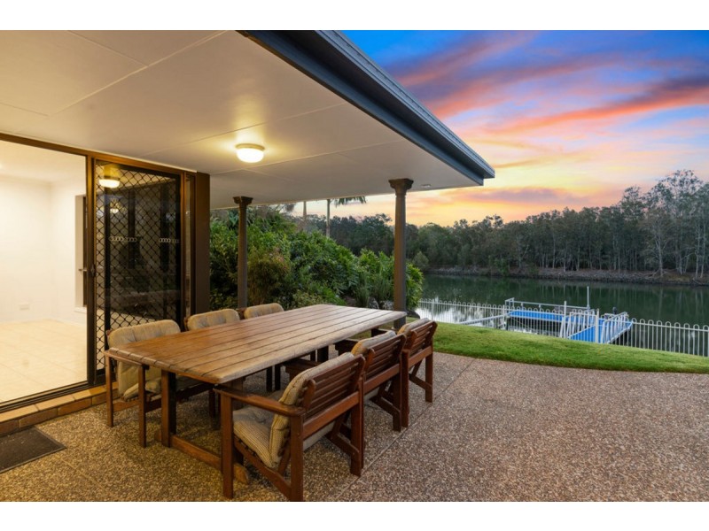 13 Kentia Court, Elanora QLD 4221