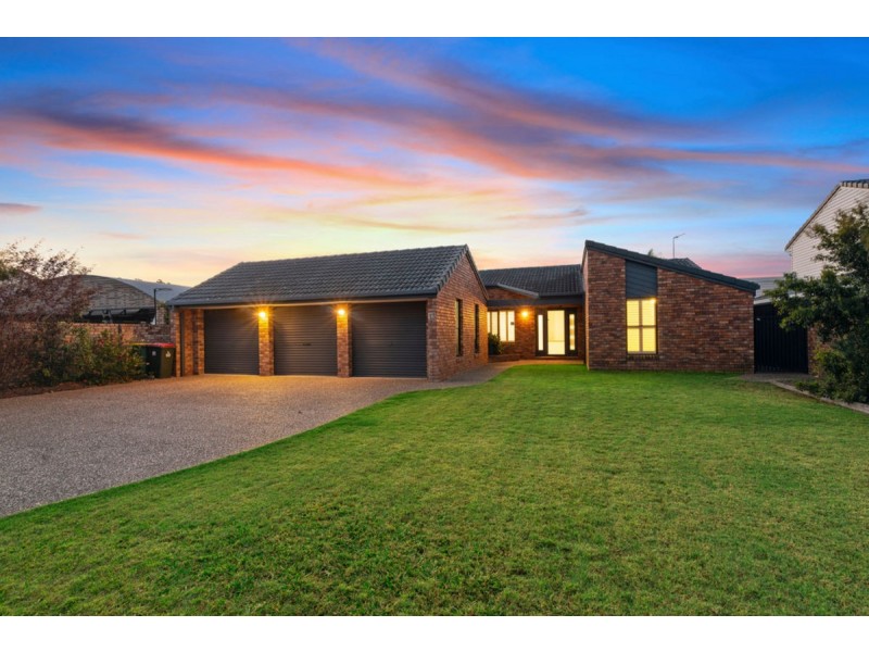 13 Kentia Court, Elanora QLD 4221