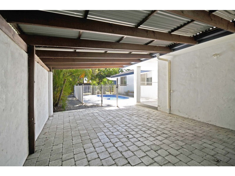 21 Timor Avenue, Palm Beach QLD 4221