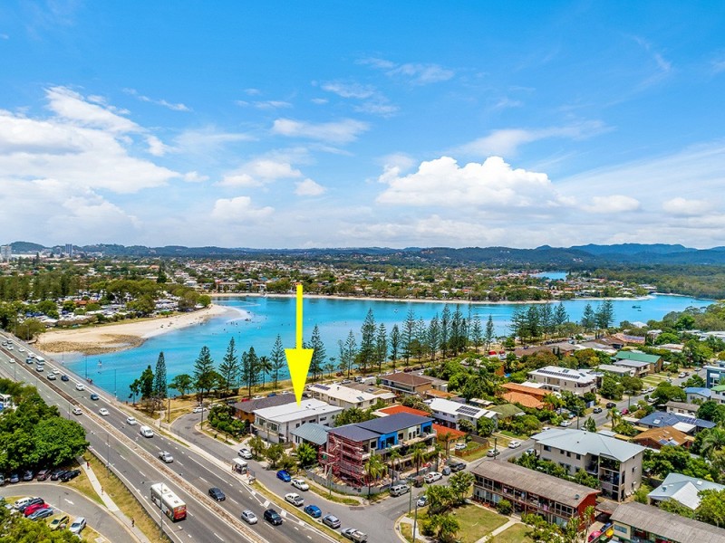2/4 Beelyu Street, Burleigh Heads QLD 4220
