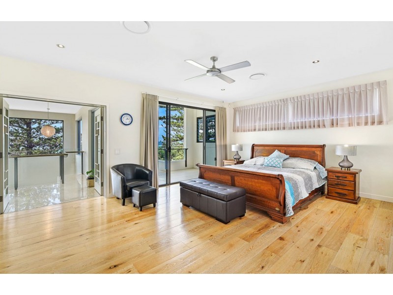 194 Pacific Parade, Bilinga QLD 4225