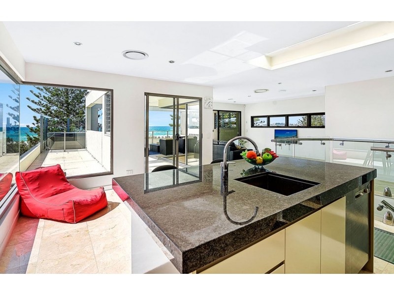 194 Pacific Parade, Bilinga QLD 4225