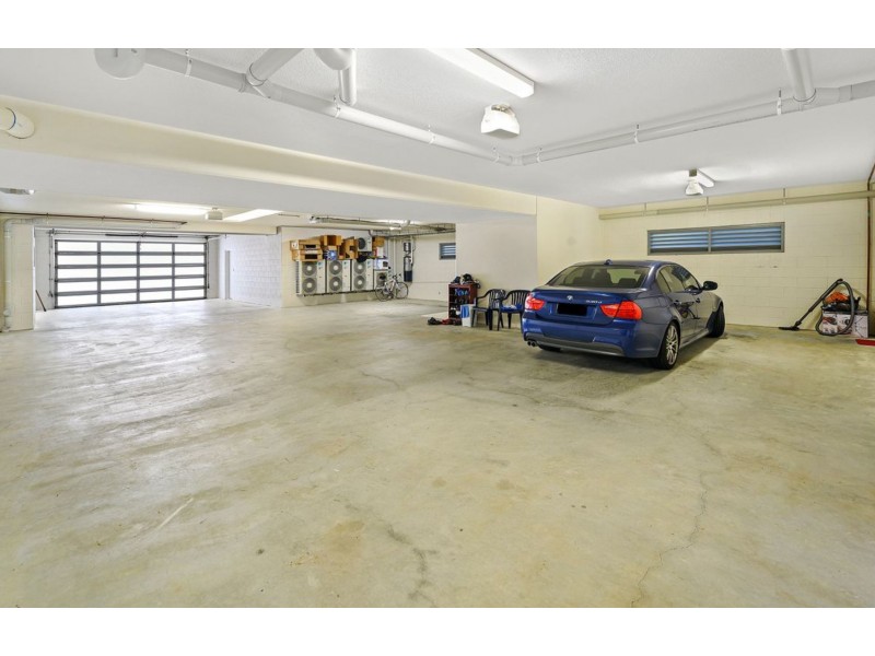 194 Pacific Parade, Bilinga QLD 4225