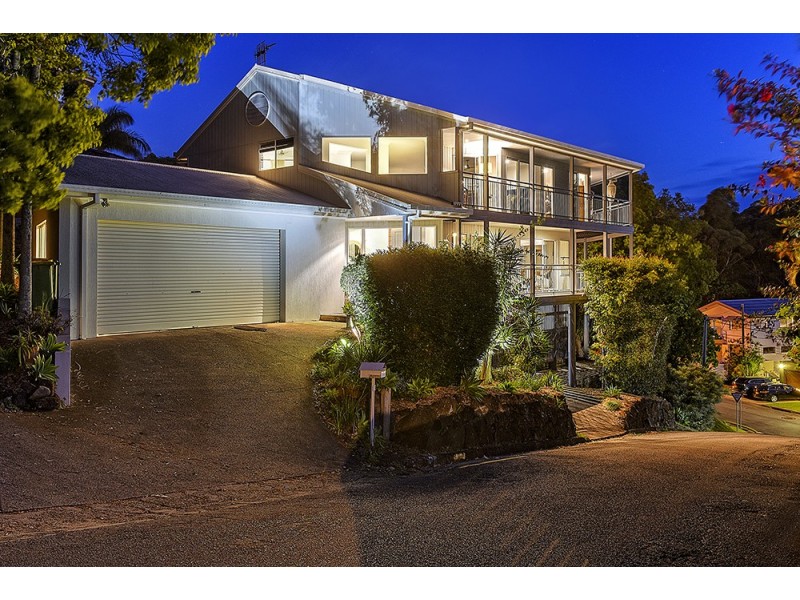 2 Albany Lane, Currumbin QLD 4223