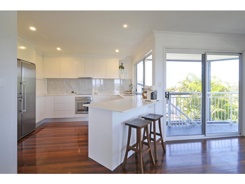 2 Albany Lane, Currumbin QLD 4223