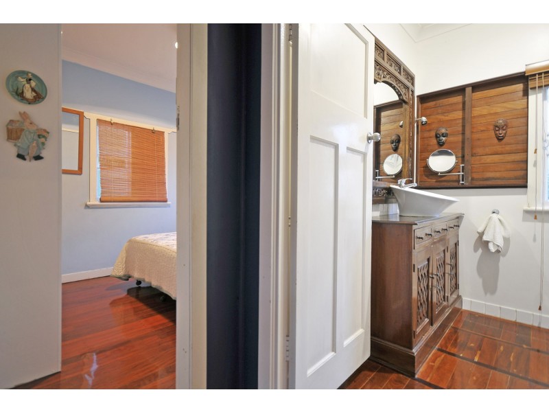 7 Thirteenth Avenue, Palm Beach QLD 4221