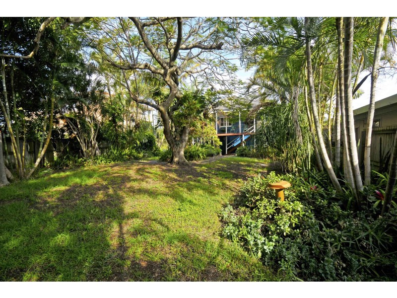 7 Thirteenth Avenue, Palm Beach QLD 4221