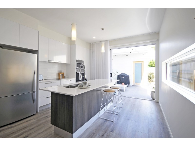 1/33 Twenty Sixth Avenue, Palm Beach QLD 4221