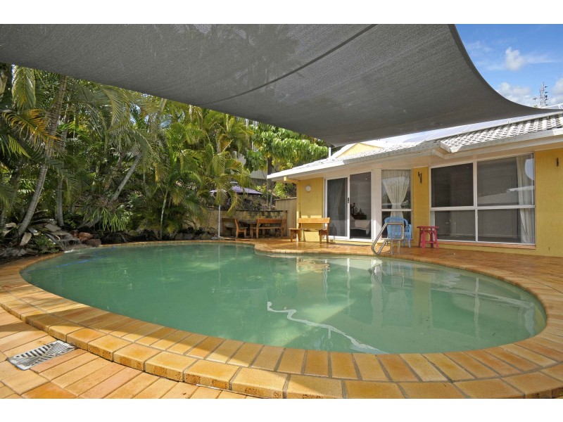 5 Balcatta Court, Elanora QLD 4221