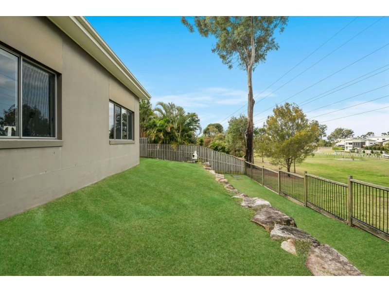 22 Everstar Street, Reedy Creek QLD 4227