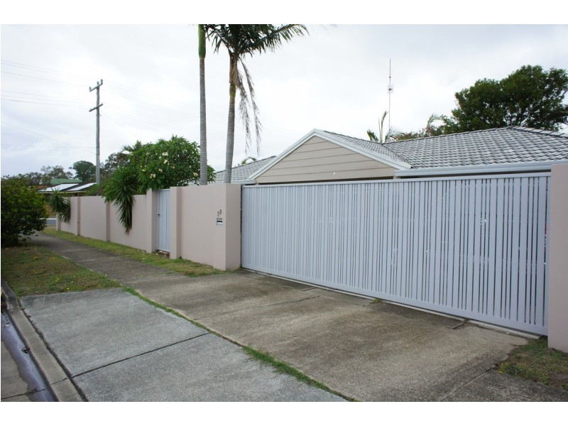 38 Twelfth Avenue, Palm Beach QLD 4221