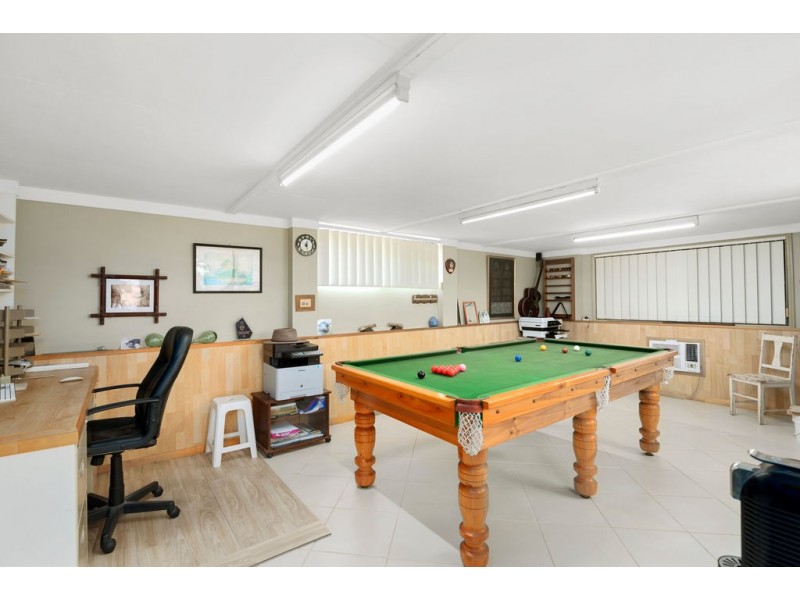 16 Eucalypt Street, Palm Beach QLD 4221