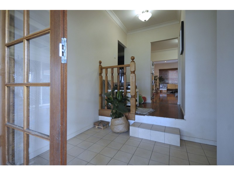 117 Leyte Avenue, Palm Beach QLD 4221